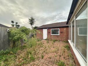 Photo 21- click for photo gallery